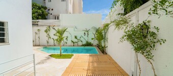 Villa Malaga Luxury for 10 in Central Marsa