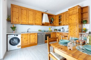 Fridge, microwave, dishwasher