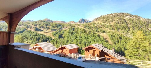 50m from ski slopes, 1st floor, balcony, tv, 35m², Isola 2000