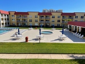 Beheizter Pool
