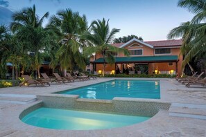 Outdoor pool - La Casita by The Hub (San Rafael del Yuma)