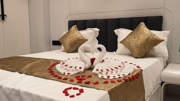 Deluxe Double Room | Egyptian cotton sheets, premium bedding, down duvets, laptop workspace