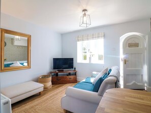 Living area - Prospect Cottage (Stone)