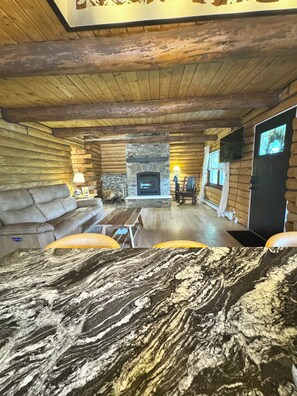 Interior - The Cooperstown Cabin, 8min to All Star Village, 15min to Dreams Park, Sleeps 10 (Oneonta)