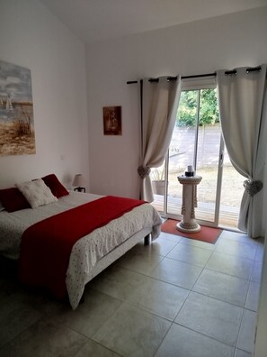 3 Schlafzimmer, Bügeleisen/Bügelbrett, Reisekinderbett, kostenloses WLAN
