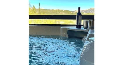 Luxurious Ski-In/Out in Big Sky - Private Hot Tub