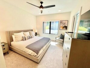 4 bedrooms, desk, iron/ironing board, free WiFi