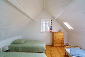 5 chambres, fer et planche à repasser, Wi-Fi gratuit