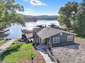 Exterior - New Listing! Lakefront 3BR/3BA N. Buck Creek Cove, Private Dock, Sleeps 12. (Gravois Mills)