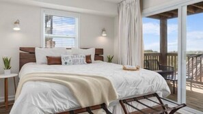 2 bedrooms, iron/ironing board, Internet, bed sheets