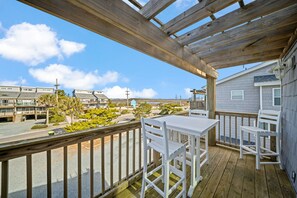 Outdoor dining - Oceanfront Escape - Steps to Beach - Amazing Views (North Topsail Beach)