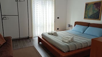 2 chambres, accès Internet, draps fournis