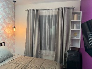 2 室のベッドルーム、アイロン / アイロン台、WiFi、ベッドシーツ