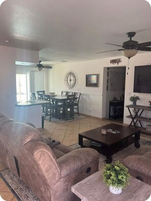 スマートテレビ