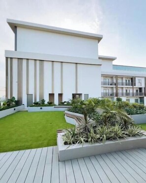 Exterior - Loxwood Suite W04-03 (Greater Accra Region)