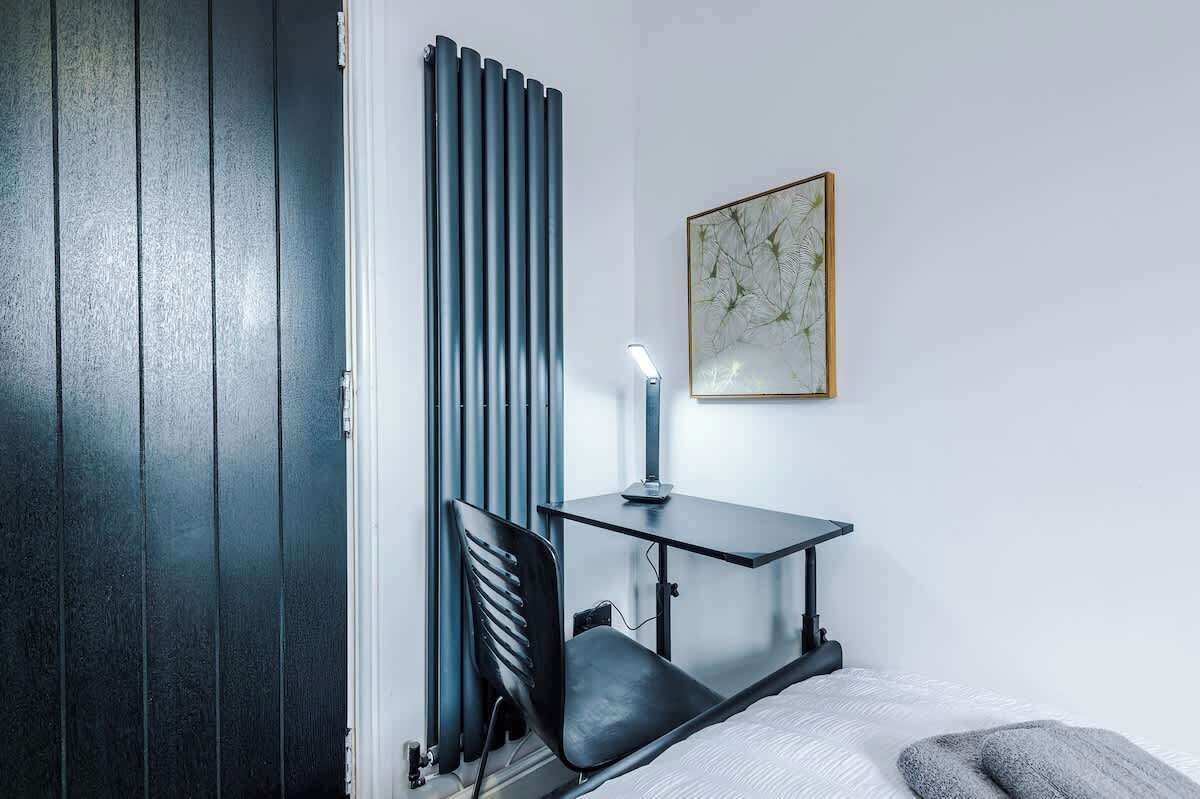 3 chambres, fer et planche à repasser, Wi-Fi gratuit, draps fournis