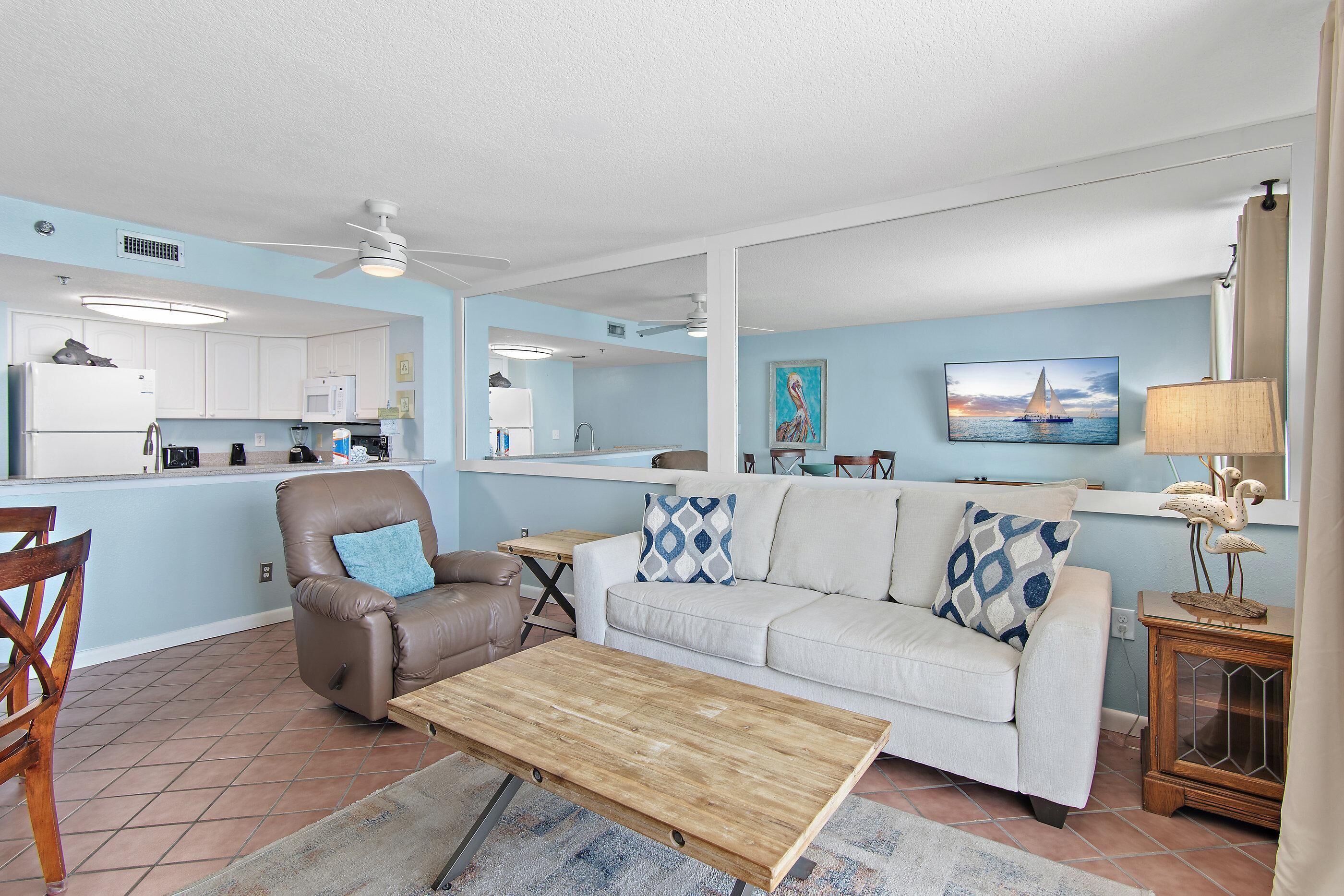 Condo, 1 King Bed with Sofa bed (SunDestin 1103) | Living area