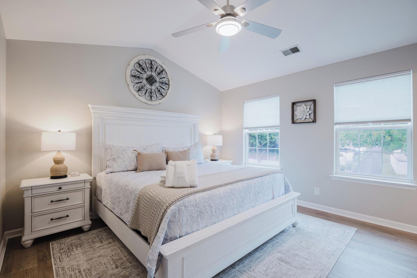 House, Multiple Beds, Patio, Garden View (Lowcountry Lodge) | 3 bedrooms, individually decorated, individually furnished, bed sheets