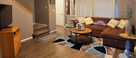 Smart TV, fireplace, video games, books