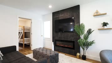 TV, fireplace, foosball, books