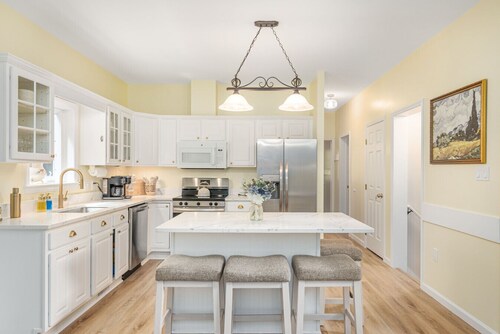 Mountain Vista 6/4 Home | Hot Tub Asheville Black Mtn| Stunning Views