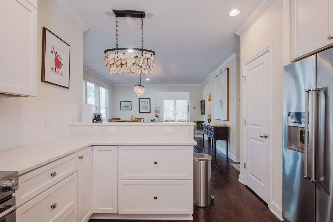 House, Multiple Beds, Kitchen, Garden View (Mary Margaret Cottage) | Private kitchen | Fridge, microwave, oven, stovetop