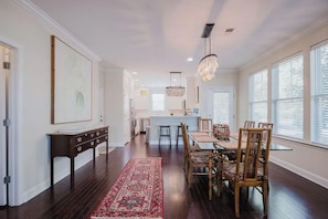 House, Multiple Beds, Kitchen, Garden View (Mary Margaret Cottage) | Dining