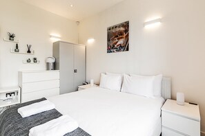 1 bedroom, desk, iron/ironing board, Internet