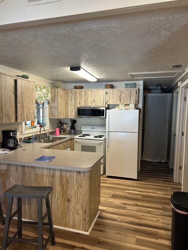 Charming water front cottage with central AC,quiet area in lovely Inverness