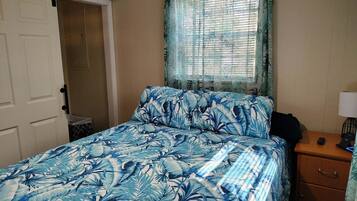 2 chambres, fer et planche à repasser, lit parapluie, Wi-Fi