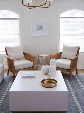 Townhouse, flere senger, balkong, byutsikt (May River Breeze) | Innvendig