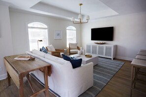 Townhome, Multiple Beds, Balcony, City View (May River Breeze) | Living area | 42-inch flat-screen TV with digital channels