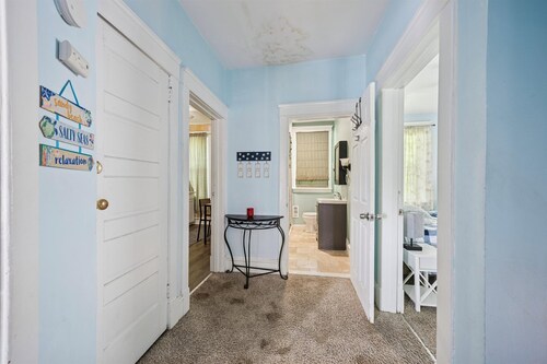 Soothing 3-bedroom apartment with AC in Wilmington