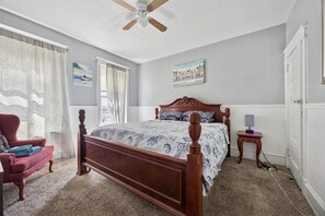 3 chambres, fer et planche à repasser, accès à Internet, literie fournie