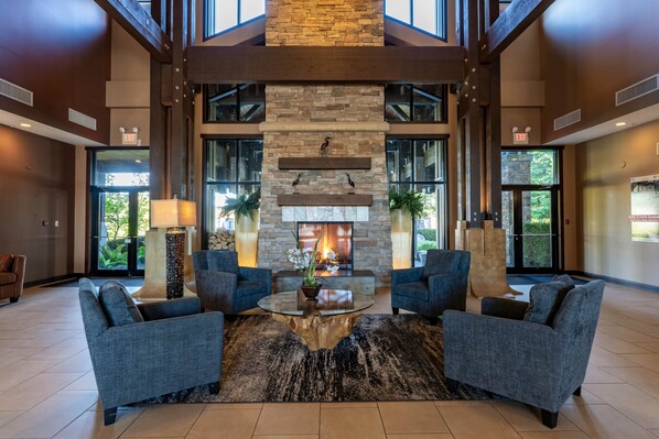 Interior - Seaside 2 bdrm monthly rates (Parksville)