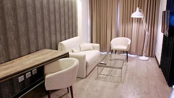 Deluxe Single Room, Balcony, City View