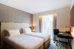 Ferros/tábuas de passar roupa, Wi-Fi de cortesia, roupa de cama