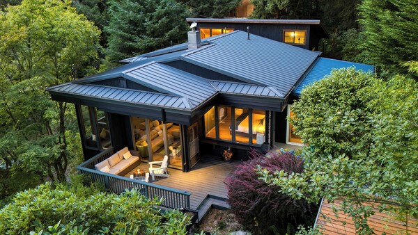 Coastal Escape W/ Balcony, Firebowl & Ocean Views Near Manzanita Sunset House By Avantstay - Cannon Beach, OR