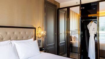 1 chambre, fer et planche à repasser, Wi-Fi gratuit, draps fournis