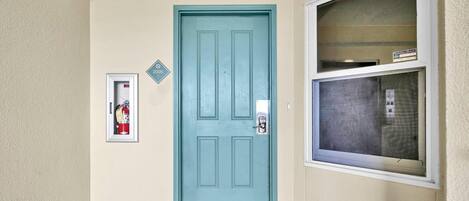 Condo, Multiple Beds (Celadon 2005) | Interior