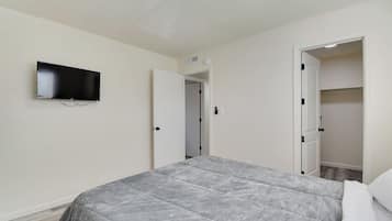 2 dormitorios, tabla de planchar con plancha, wifi y ropa de cama
