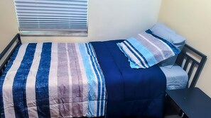 3 bedrooms, iron/ironing board, free WiFi, bed sheets