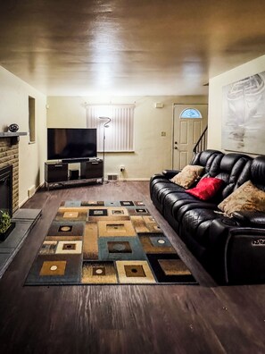 Smart TV - Charming 3-bedroom building with fitness room in fabulous Verona (Verona)