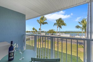 Interior - Blue Haven Duck Key Oceanfront Condo (Duck key)