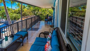 Terrace/patio - Ocean Dj Blue  Duck Key Waterfront Escape (Duck Key)