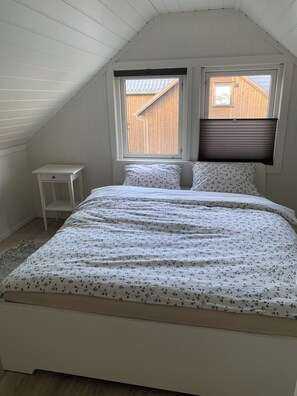 1 bedroom, WiFi, bed sheets