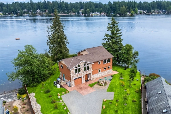 Aerial view shows water on three sides—truly a perfect spot with a view!