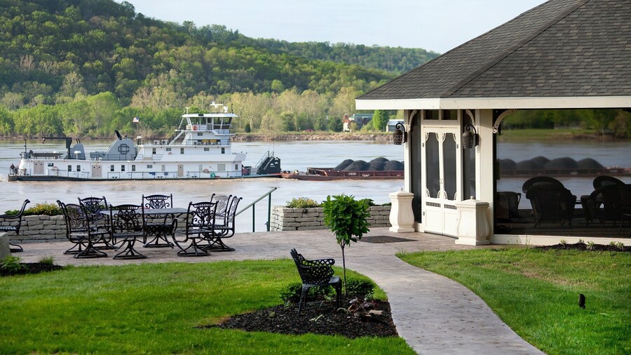 Riverside Inn Bed and Breakfast