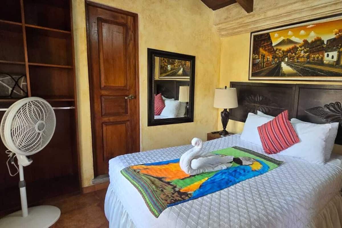 Room | Free WiFi