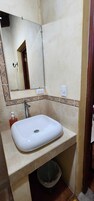 Double Room Single Use | Bathroom